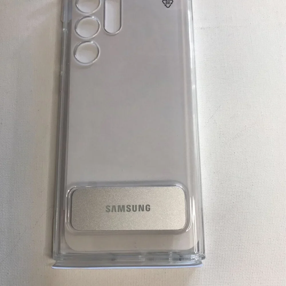 Official Samsung Galaxy S22 Ultra Clear Standing Case - Picture 3 of 7